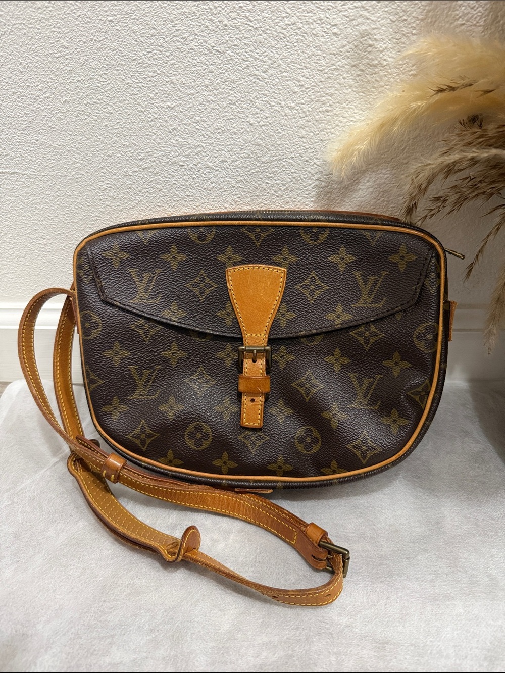 Louis Vuitton Monogram Jaune Fille M51226 Crossbody Bag in Brown and Tan